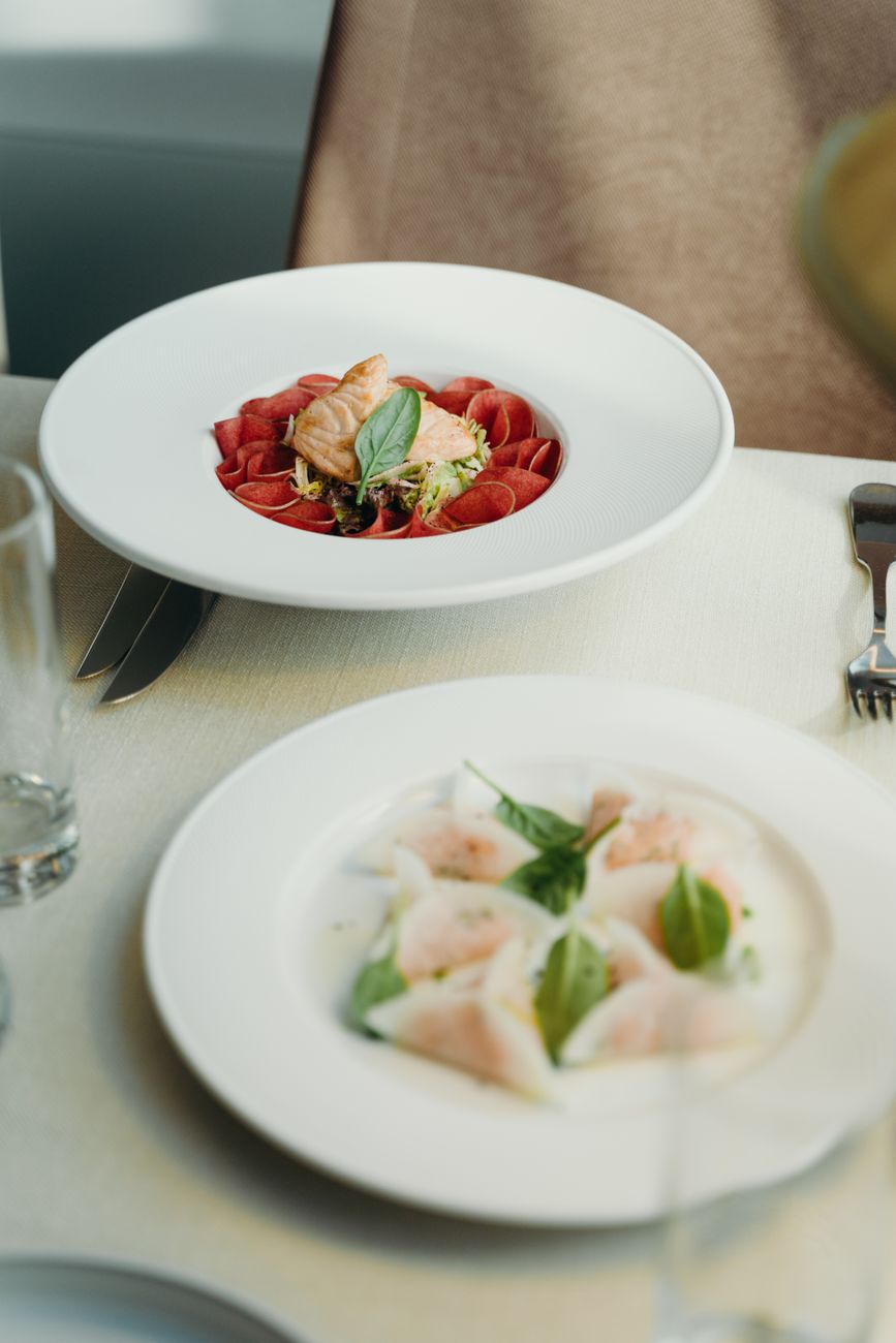 A plated seasonal course